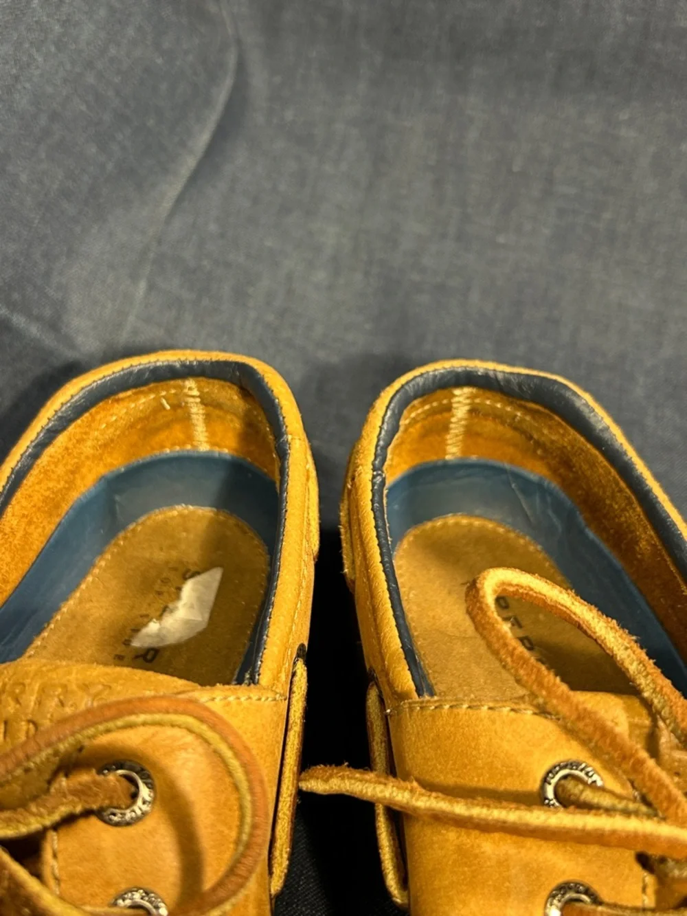 Sperry all leather top sliders loafers